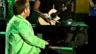 Elton John - Can You Feel The Love Tonight - Live in Tokio 1998