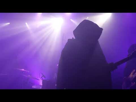 Briqueville performing Akte XI hautrage 30 april 2022