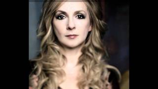 Moya Brennan - River