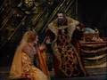 Joan Sutherland - Oh a te bada! (Lucrezia Borgia ...