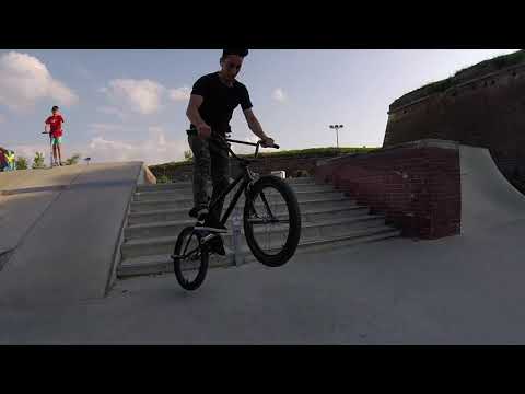 No Name BMX- David Dorel Capitolul 2