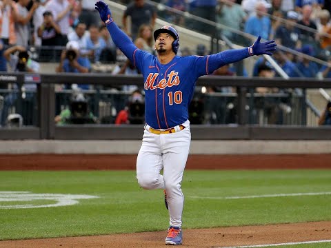 Eduardo Escobar is Afraid of Cats