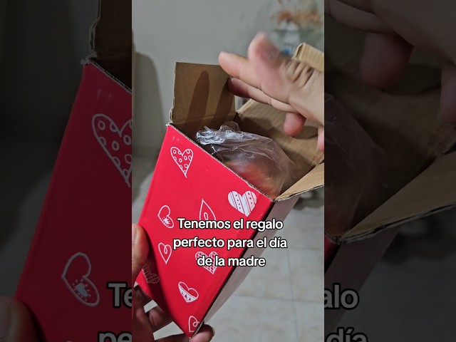 Vídeo relacionado con Rosen-Te-Amo, Regalo Dia de la Madre | Rosa eterna Naranja perfumada en Caja Regalo| Maceta de Vidrio || Flores Naturales Domicilio | Decoracion hogar | Regalos Originales Mujer