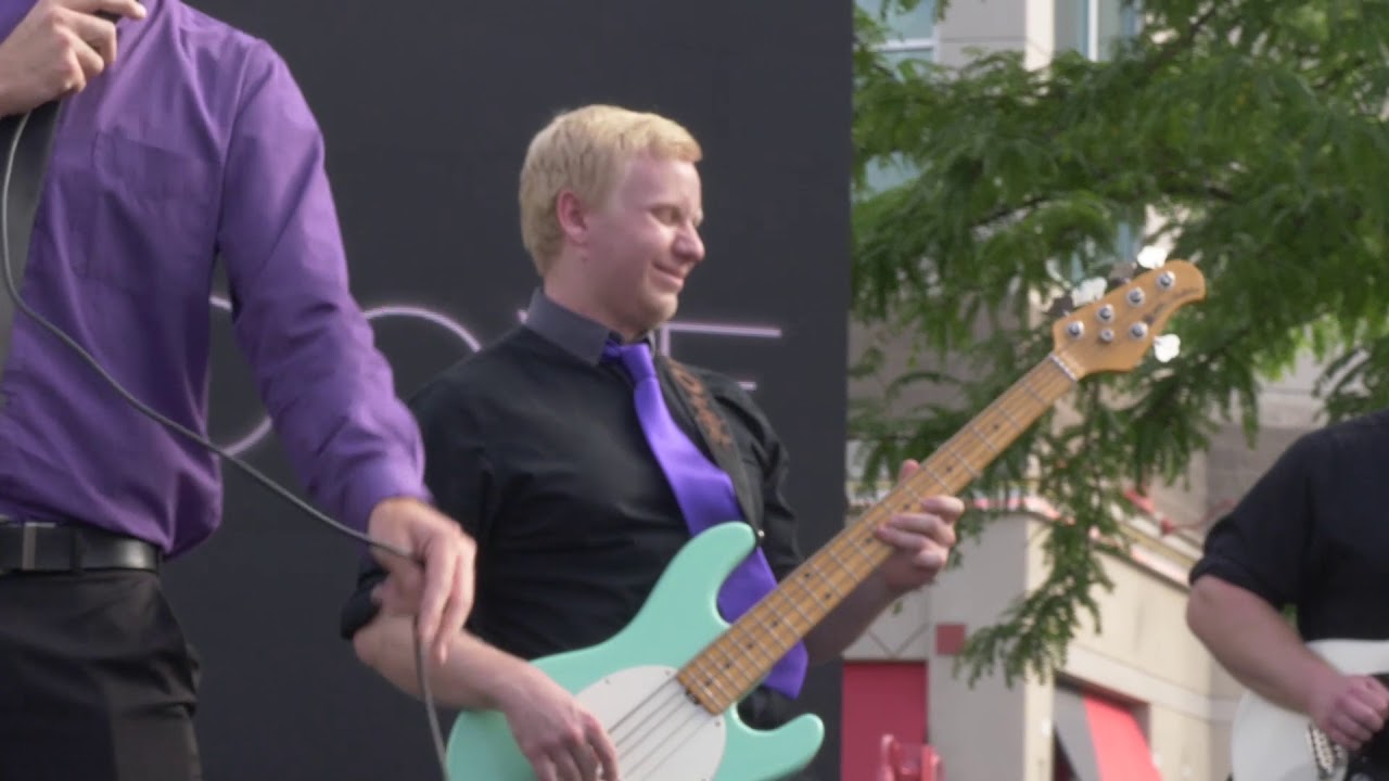 Promotional video thumbnail 1 for Black Tie Booking
