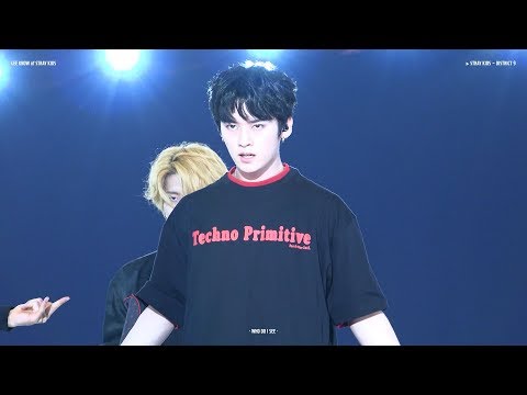 180802 스트레이키즈 Stray Kids KMF / 'District 9' (리노 LeeKnow focus / Front ver.)