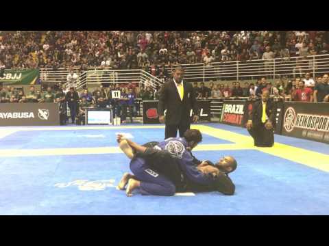 Leandro Lo vs Erberth Santos HD / Brazilian National 2017