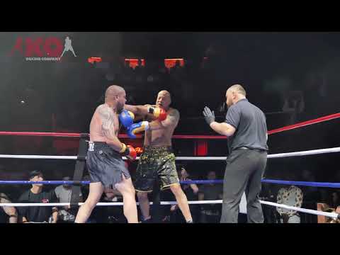 Fred Steele vs Chris Battie