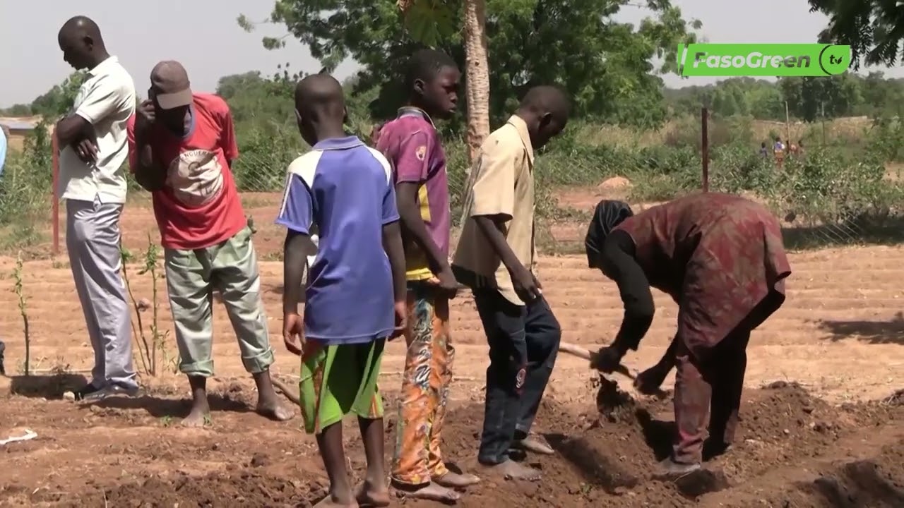 Initiative Présidentielle pour une Education de Qualité: Bientôt la ferme de l’école