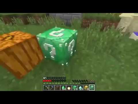 Pat and Jen PopularMMOs Minecraft ZOMBIE SANTA CLAWS CHALLENGE GAMES Lucky Block Mod Game