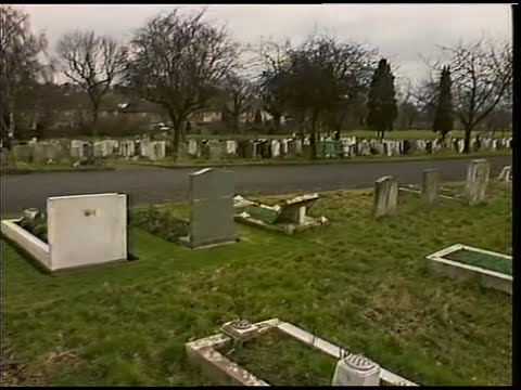 Mill Hill  Cemetery | London Cemetery | Burial Ground | London Graves | TN-SL-028-008