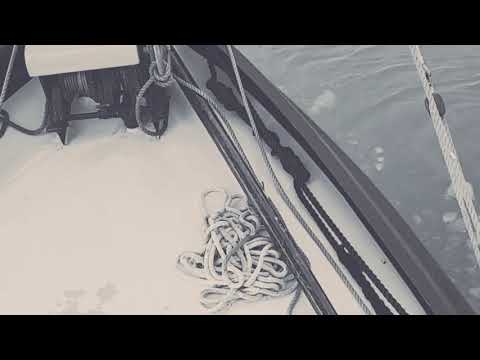 Plattbodenschiff im Winter vor Föhr