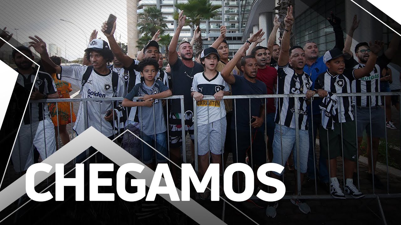 VÍDEO: Botafogo chega a Brasília com o apoio da torcida e recebe sócios em hotel