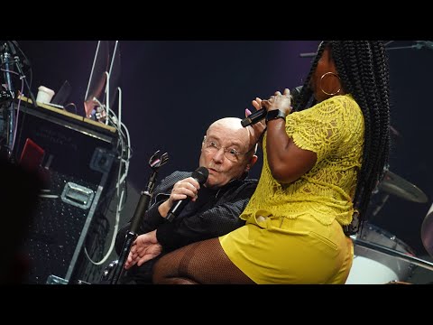 Phil Collins Live 2019 🡆 Easy Lover ⬘ w/ Amy Keys 🡄 Sept 24 - Houston, TX