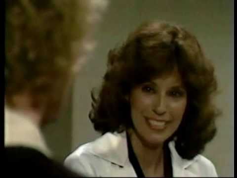 GH Rick & Lesley ~ 10-21-82 ~ Everyone Sneaks In To See Luke