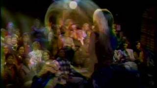 Bette Midler - I Believe In You - Oprah 1995, part 1