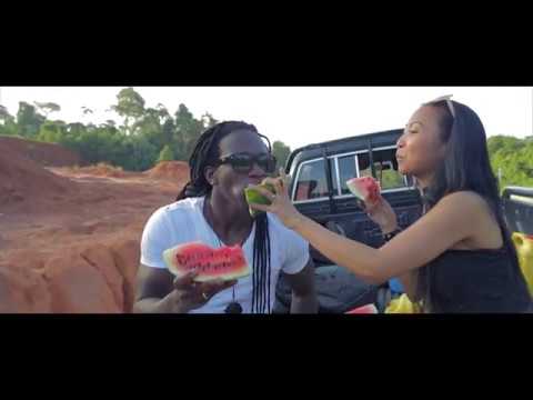 Scrappy W ft Emmely - Saamaka Lio (Alekeroots prt 4)