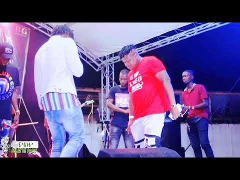 Hassan le Français rend grand Bilenko medvedev a son concert Live regarde et apprécie ..