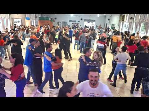 Muita dança no clube de Idosos de Candói Paraná(com marcos e margarida)