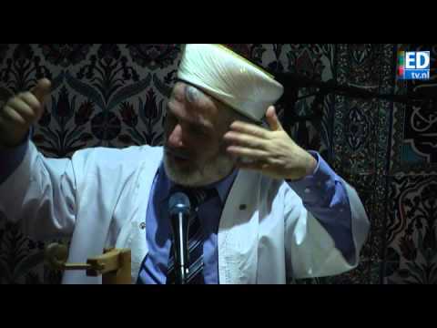 Topdrukte in de moskee