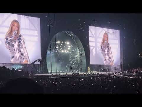 WELCOME To the Renaissance INTRO BEYONCE LIVE TORONTO
