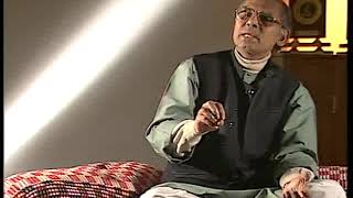 Ustad Asad Ali Khan talks and illustrates Raag Jaunpuri on the Rudra Veena