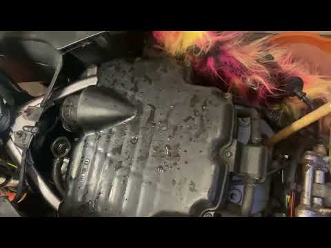 How to diagnose blown head gasket on V-twin