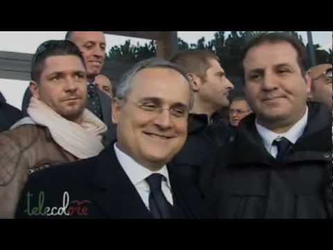 Il presidente Lotito incontra i tifosi del Salerno Calcio dopo il match con il Pomigliano 27/11/2011