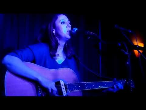 Jenn Grinels - Can't Stay Here