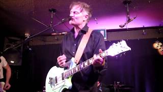 Nick Harper & The Wilderness Kids (Radio Silence) The Queens Head Box Wiltshire 23/11/17