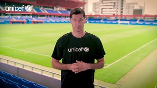 Robert Lewandowski: „Nigdy więcej dyskryminacji”. Spot UNICEF na Międzynarodowy Dzień Praw Dziecka, 20.11.2022.