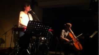 Julia Holter - Try to Make Yourself a Work of Art (Live at Cafe OTO, June 1 2012)