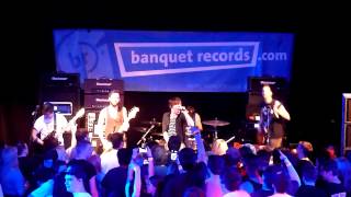 Chunk! No, Captain Chunk! - Intro &amp; Restart Live HD