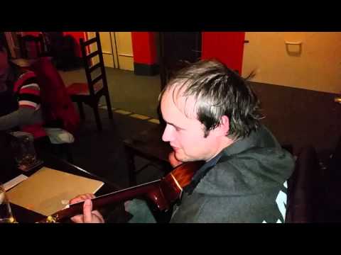 Krylování Praha Břevnov 2015-11-07 Znamení doby