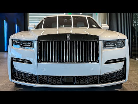 2023 Rolls Royce Ghost Black Badge is $500000 *EXTRAORDINARY LUXURIOUS SEDAN* Walkaround Review