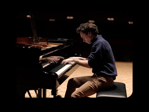 CHOPIN // 'Piano Sonata No.3 in B minor, Op.58: IV. Finale. Presto non tanto' by Jonathan Fournel