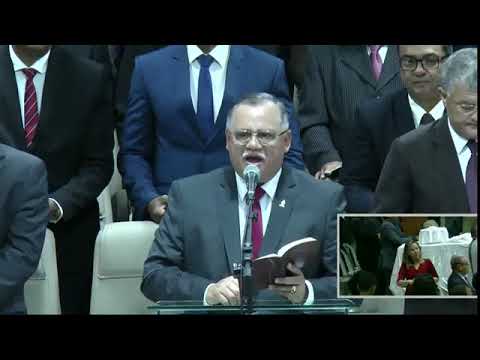 Pr. José Orisvaldo Nunes cantando o hino 561 da Harpa Cristã - Que bênção!