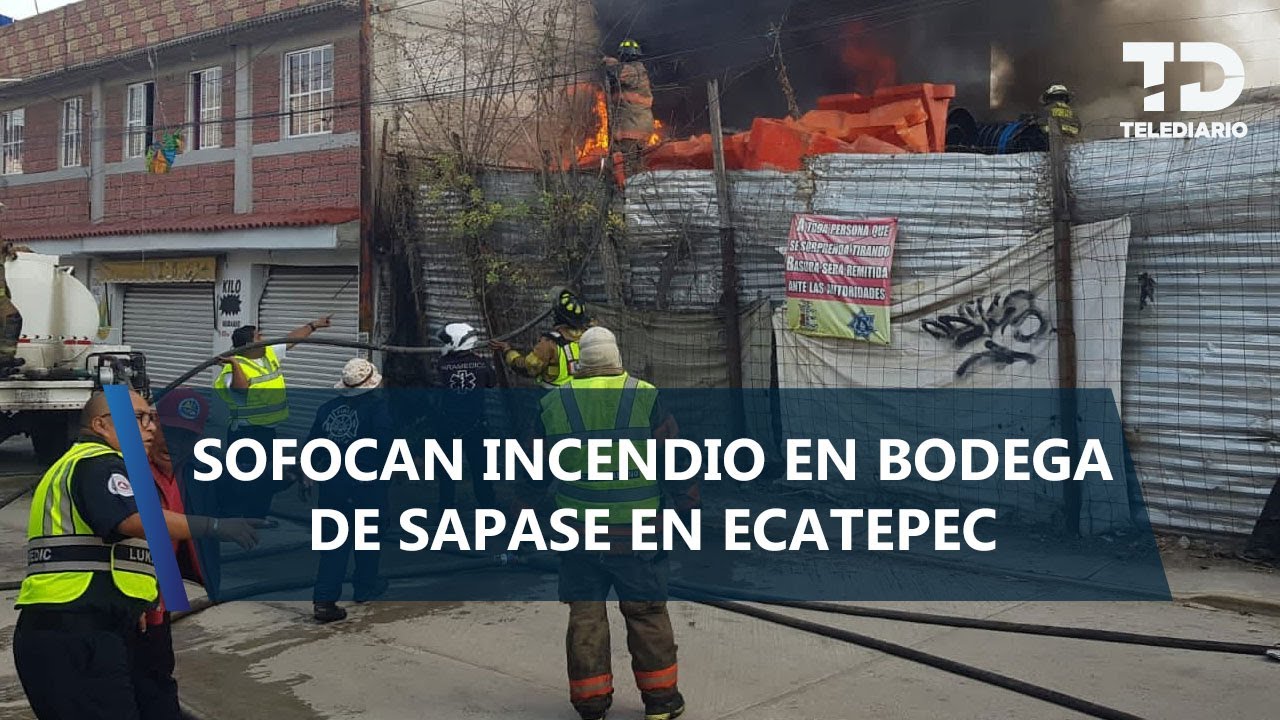 Reportan incendio en bodega de Sapase en Ecatepec; rescatan a perro que resguardaba el inmueble