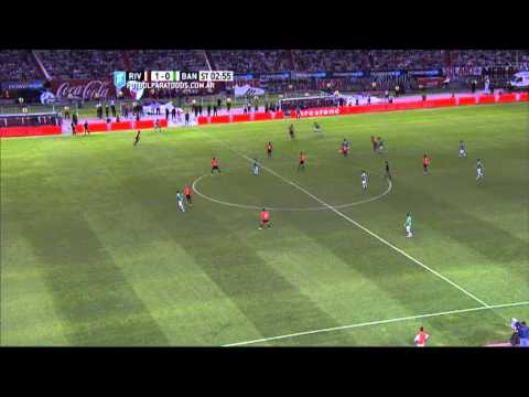 Cazares tuvo la mejor y falló.River 1 Banfield 0.Fecha 10.Torneo Primera División 2015.FPT