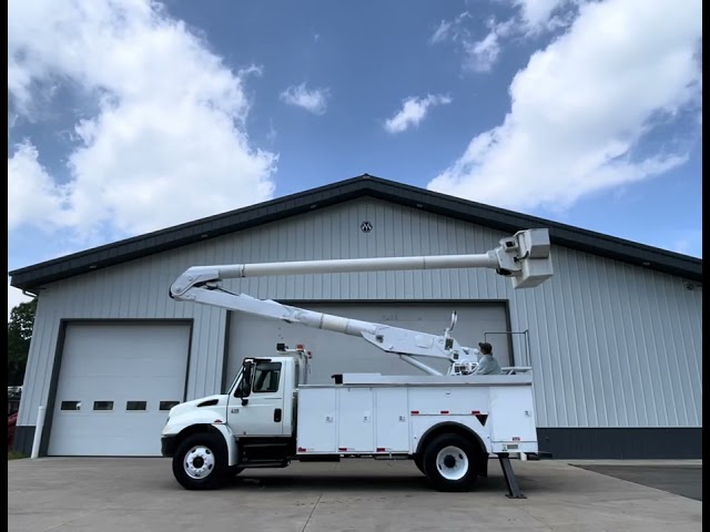 2007 International 4300 56' 2m Bucket Truck - Image 10 2007 International 4300 56' 2m Bucket Truck - Image 10