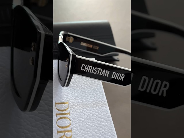 Vídeo relacionado con Dior Gafas de Sol Rectangulares de Acetato BLACKTIE146S para Hombre
