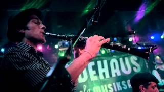 Django Lassi live at Badehaus Szimpla Musiksalon: Record-Release 