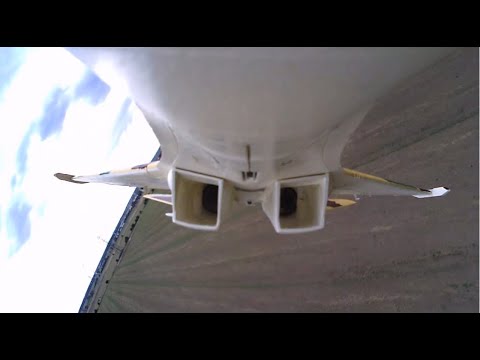 Freewing SU-35 3D printed main landing gear MOD functionality in action