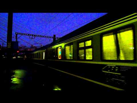 Locomotiva 91-53-0-461-078-4 parasind Bucuresti Nord cu IC 553