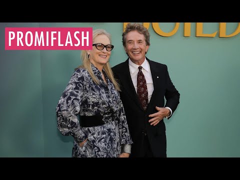 Video Thumbnail: Meryl Streep und Martin heizen Liebesgerüchte bei Emmys an