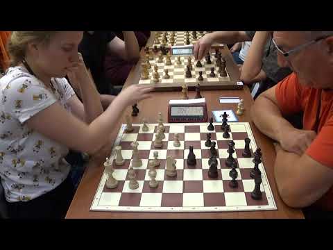WFM Viktoria Chernyak - IM Maier Christian, English opening, Blitz chess