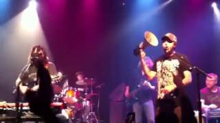 Shooter Jennings feat. Scott H. Biram - The White Trash Song