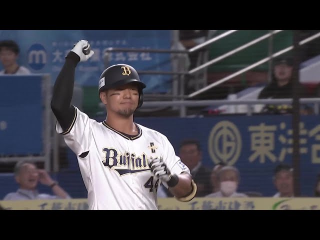 【10回表】延長戦で大きな一打!! バファローズ・頓宮裕真 ライトへの勝ち越し犠牲フライ!! 2025年7月18日 千葉ロッテマリーンズ 対 オリックス・バファローズ