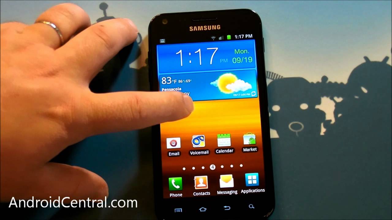 Adding items to the new Touchwiz home screens - YouTube