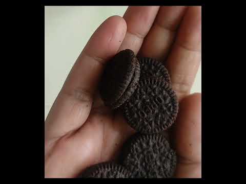 #yummy mini Oreo cookies🍪 #yum yum #cute little🤏 oreo #unboxing #shorts