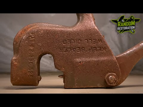 Rusty 1940s Ear Tagger Restoration | Random Restoration